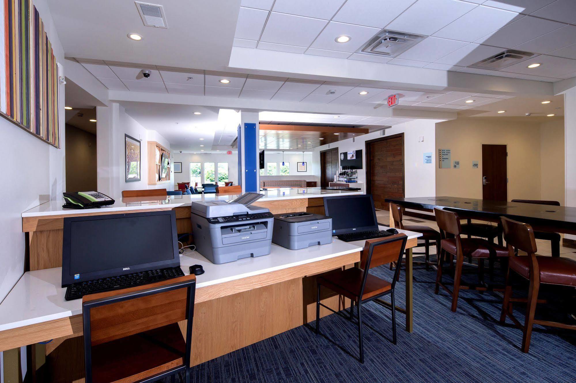 Best Western Gaylord Luaran gambar