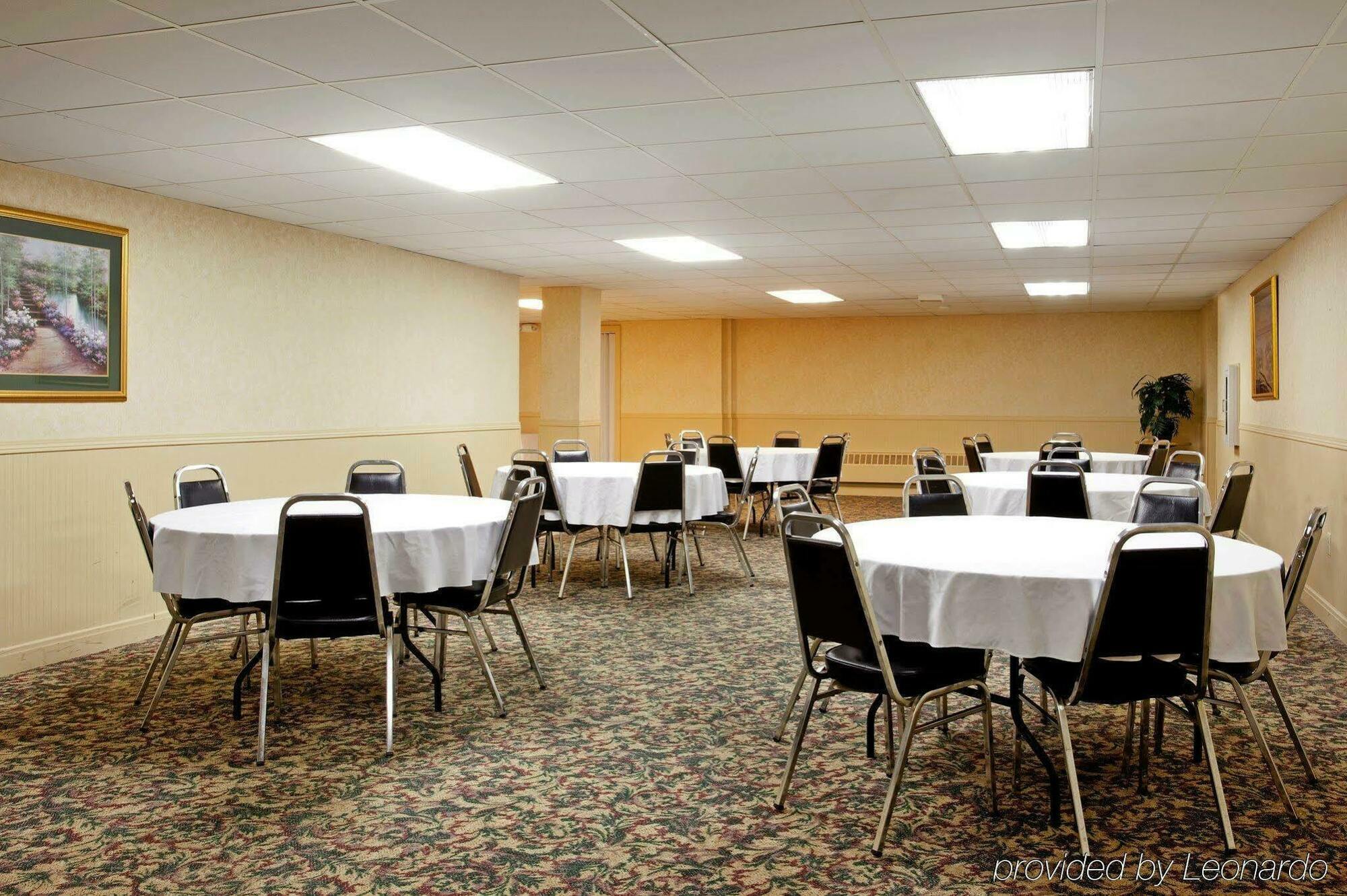 Best Western Gaylord Luaran gambar